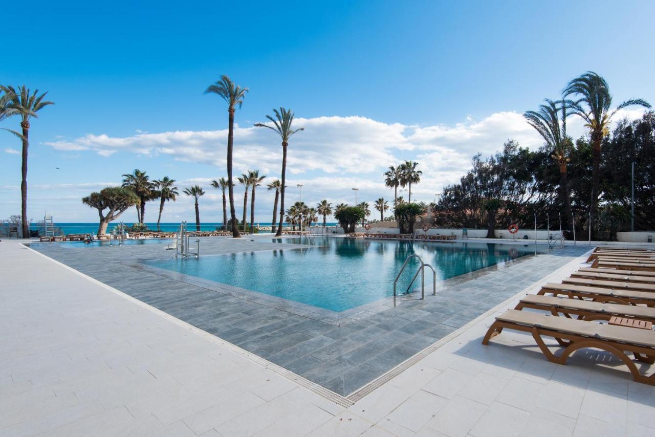 Aloha Puerto Private Apartment 1St Line Carihuela Beach Torremolinos Extérieur photo