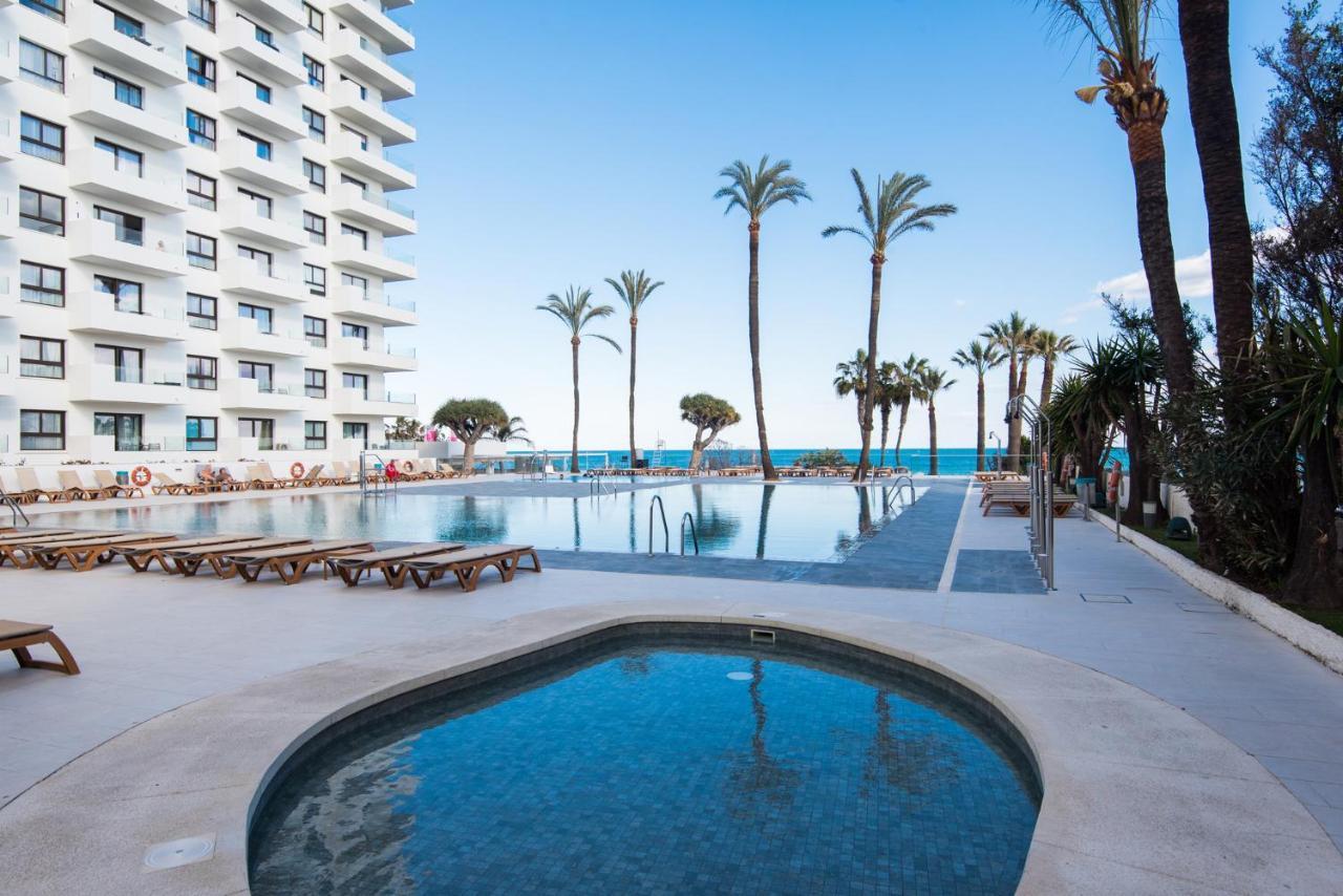 Aloha Puerto Private Apartment 1St Line Carihuela Beach Torremolinos Extérieur photo